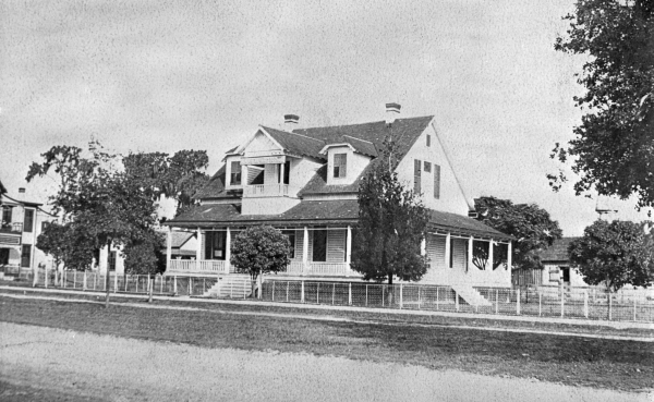 Tohopekaliga Hotel - Osceola County, Florida