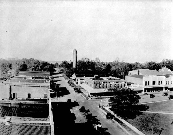 Panorama from the top of the Masonic building - Quincy, Florida