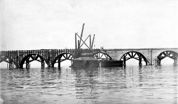 Construction of viaduct - Long Key, Florida