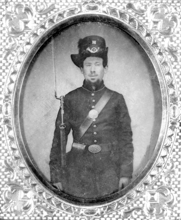 Portrait of an unidentified soldier, 7th New Hampshire Volunteers