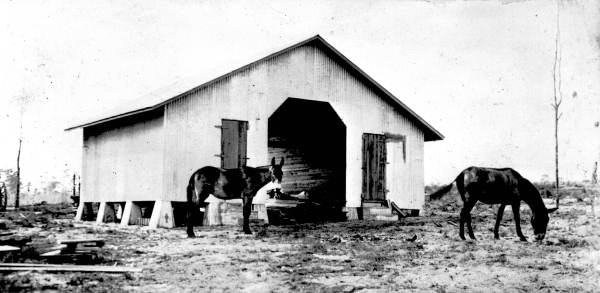 Corn crib, lot 38 - De Leon Springs, Florida