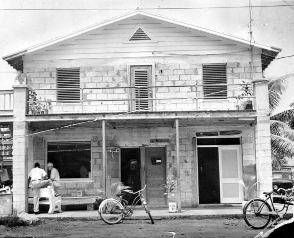 Pandtre Barber Shop.