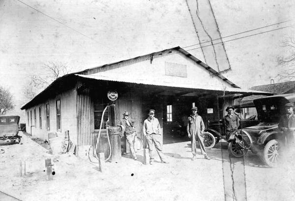 Ford-Fordson service station - Madison, Florida