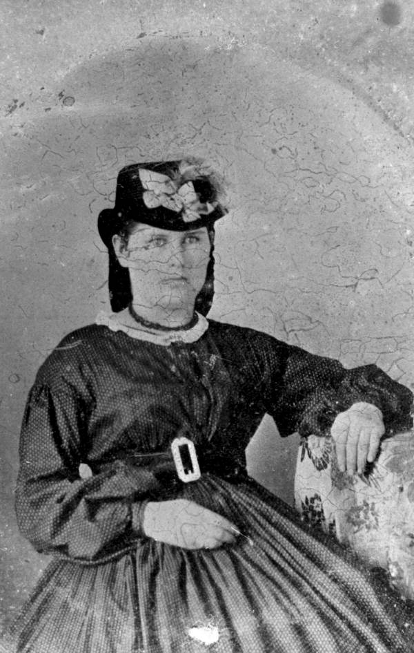 Portrait of Carrie Anderson Waller