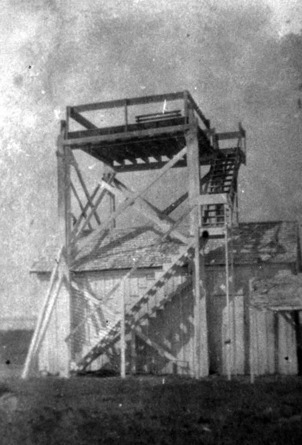 Watch tower on Tomato Hill at Leesburg Municipal Airport