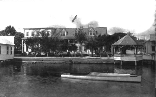 Cocoa House hotel - Cocoa, Florida
