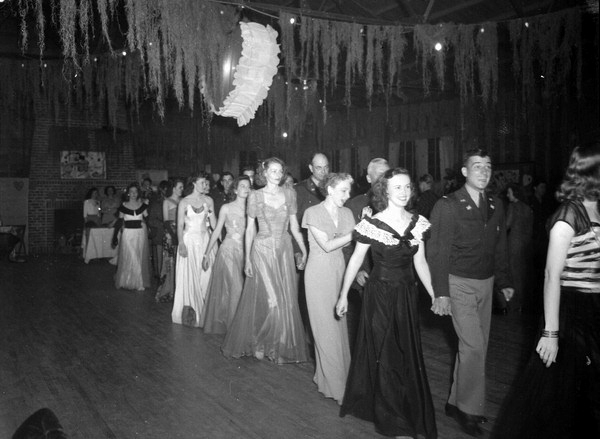 Dance hosted by Junior Hostess Club