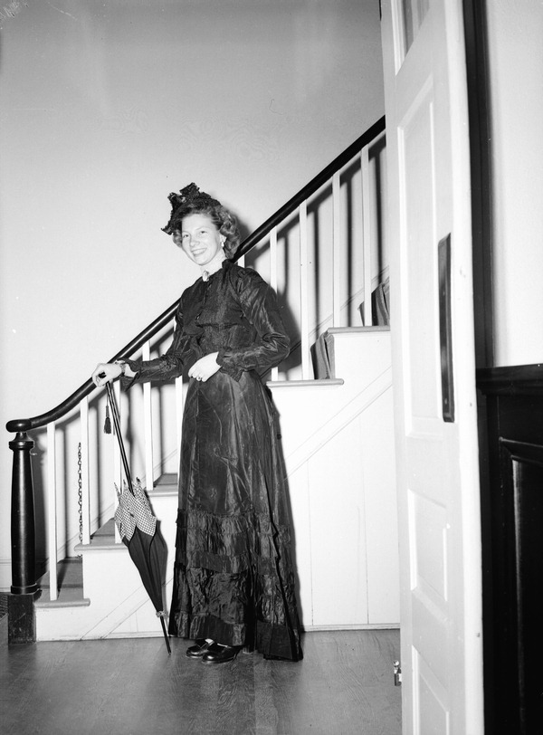 Tallahassee Women's Club member in costume at the First Presbyterian Church