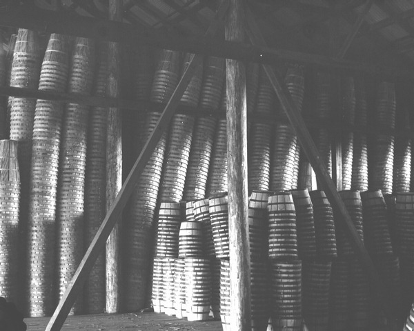 Hamper storage