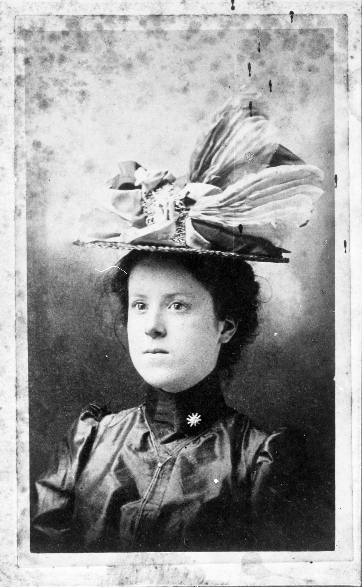 Mrs. Rozzalee M. Millinor