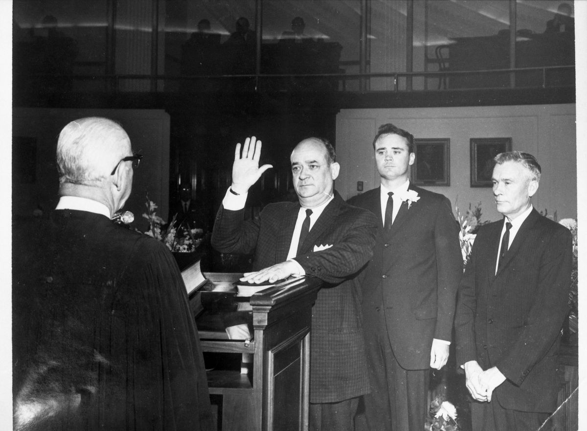 Swearing in ceremony for legislators - Tallahassee, Florida