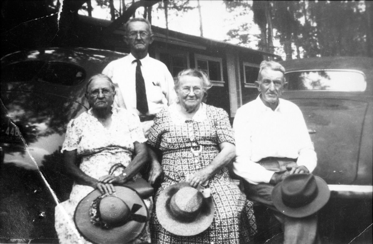 Gibson family brothers and sisters - Cherry Lake, Florida