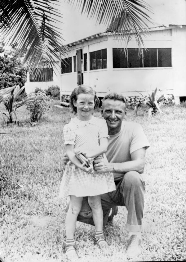 Treasure hunter Art McKee posing with his daughter Pat