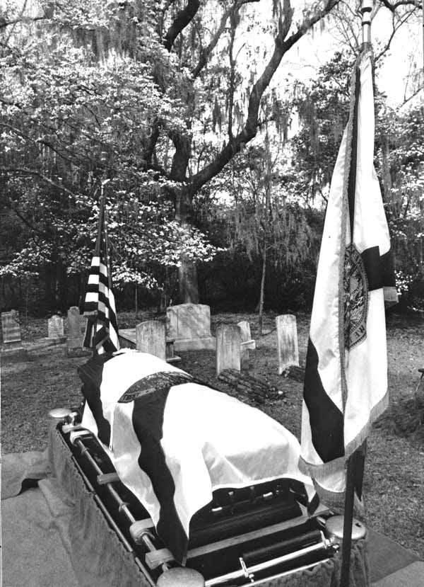 Private burial service at the Grove cemetery for former Governor LeRoy Collins - Tallahassee, Florida.