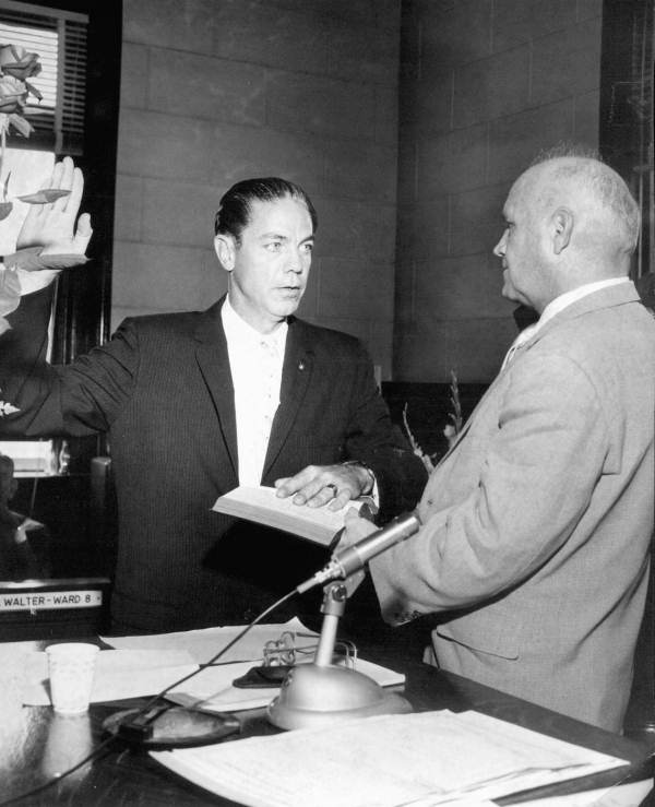 Haydon Burns being sworn in as mayor of Jacksonville.