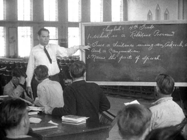 Raiford prison inmates studying an English lesson
