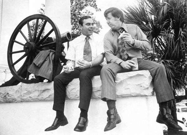 Florida legislative representatives Gene Tubbs and Don Hazelton eating lunch