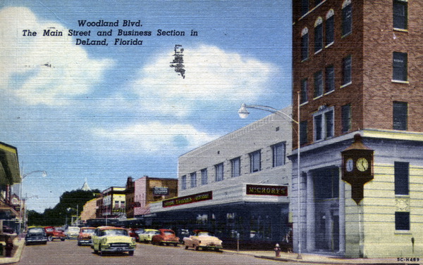 Woodland Boulevard - the main street and business section in De land, Florida
