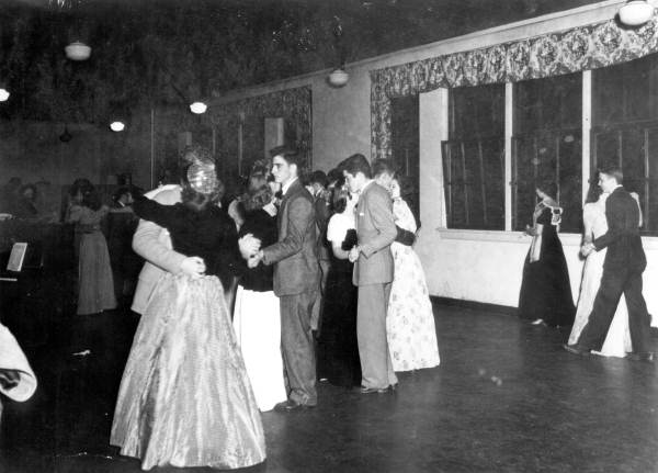 Dance at the Women's Club : Tallahassee, Florida