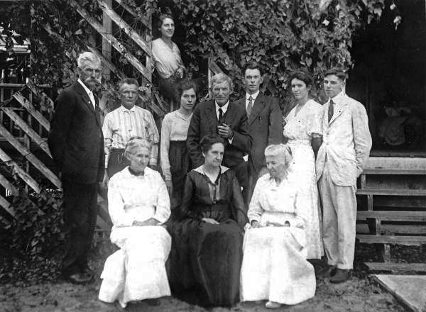 Family at the English Home