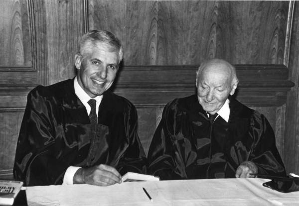 Norman Lipoff and Isaac Brashevis Singer at Tel Aviv University convocation dinner