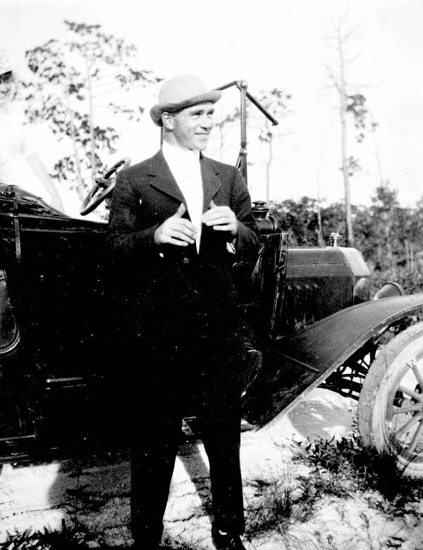 Man from the Citrus County Historical Society