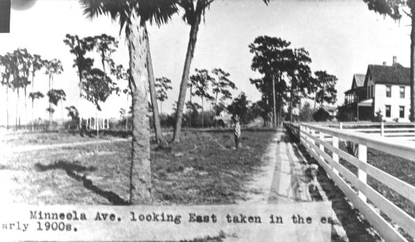 Looking east on Minneola Avenue