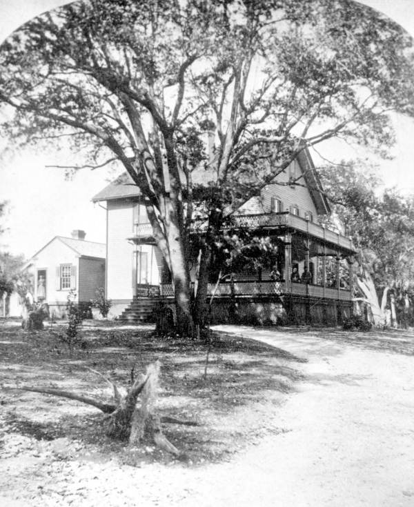 Fort George Island residence.
