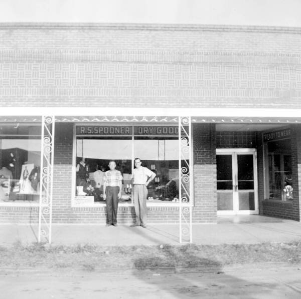 R. S. Spooner Dry Goods - Havana, Florida.
