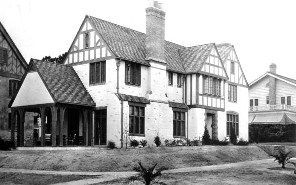 Residence : Jacksonville, Florida.