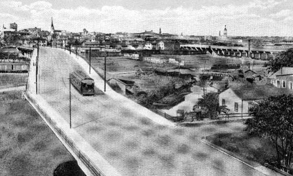 Aerial view of Adams and Duval Streets viaducts