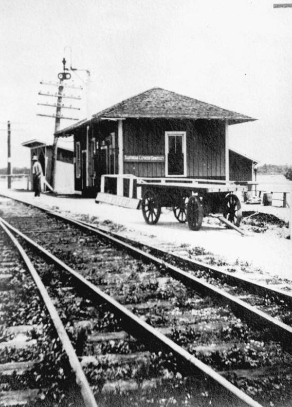 Florida East Coast Railway depot : Jupiter, Florida.