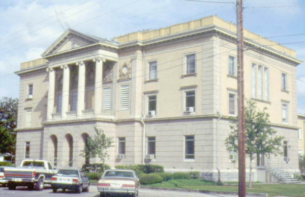 Columbia County courthouse - Lake City, Florida