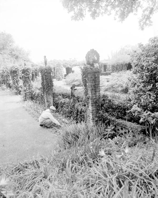 View of informal garden at the DeEtte Holden Cummer Home