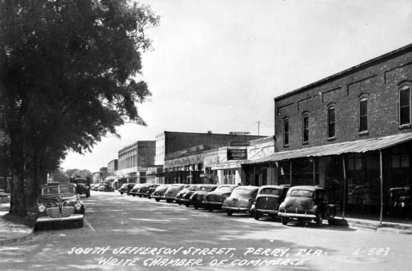 South Jefferson Street : Perry, Florida