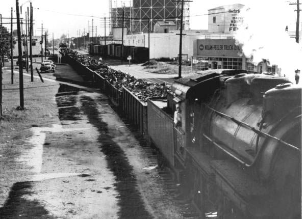 Engine #269 crossing Miami Avenue.