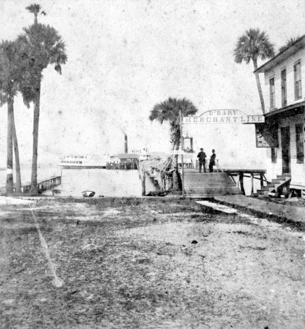 Steamboat landing at Sanford.