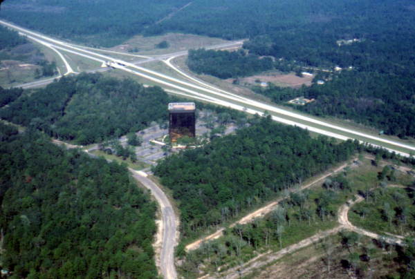 Aerial view of Interstate 10 and the Commonwealth Building.