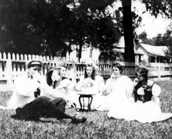 Teenage doll party - Tallahassee, Florida