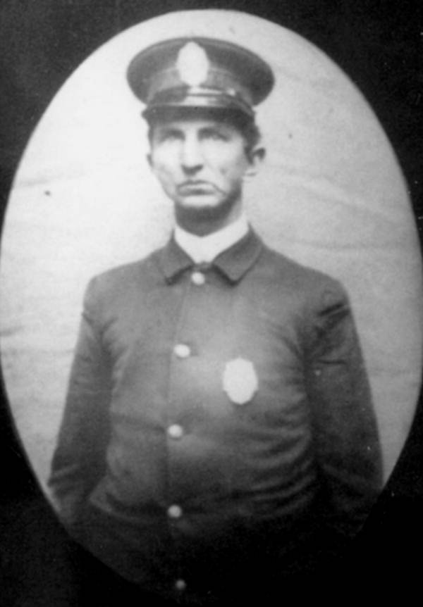 Portrait of Jacksonville Police Department officer Charles Franklin Turknett.