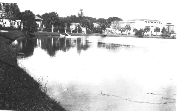 Street scene in Kissimmee - Kissimmee, Florida .