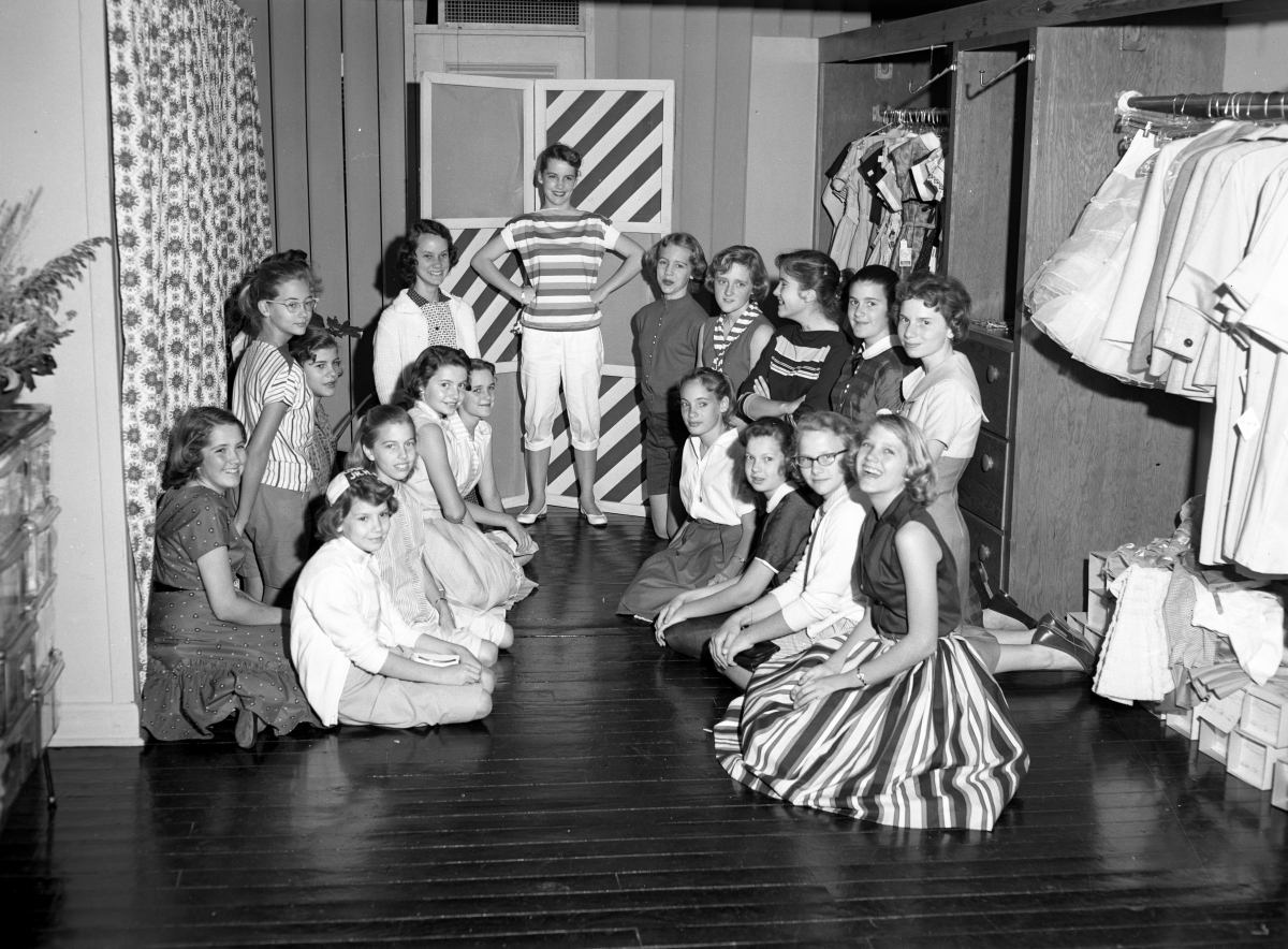 Girls looking at Junior fashions at Beall's