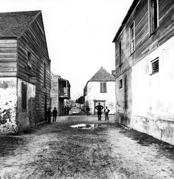 Civil war street view in St. Augustine, Florida.