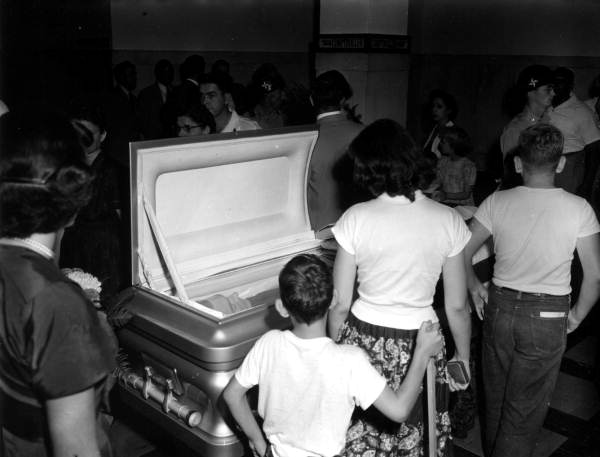 People saying farewell to the deceased Governor Dan McCarty - Tallahassee, Florida