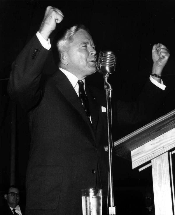 Former governor Fuller Warren speaking at the microphone