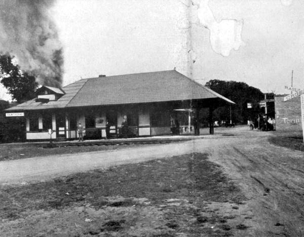 Exterior view of the Hawthorne railroad station - Hawthorne, Florida
