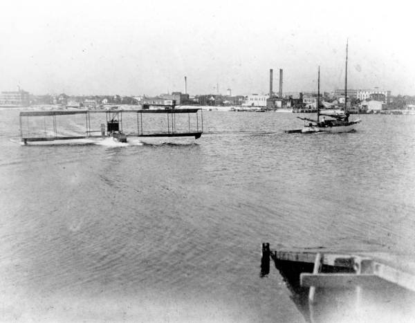 Tony Jannus in flying boat - Saint Petersburg, Florida