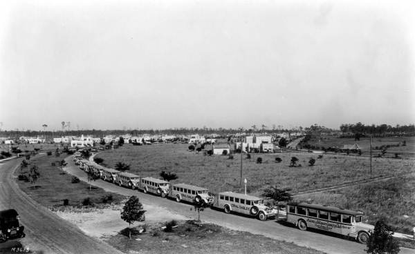 Traffic line of buses - Coral Gables, Florida
