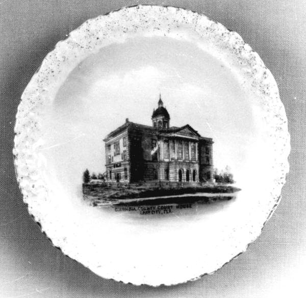 Image of the Columbia County courthouse on a plate - Lake City, Florida