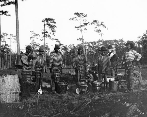 A chain gang for collecting scrape